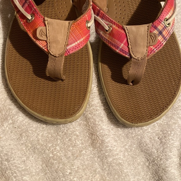 Sperry Plaid Flip Flop Sandals - Picture 6 of 6